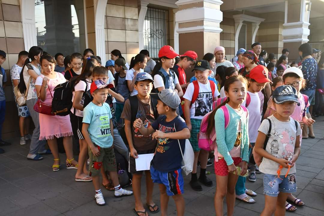 340 арысских детей отправились в летние лагеря