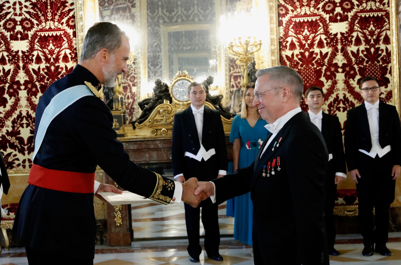 Посол Казахстана в Испании вручил верительные грамоты Королю