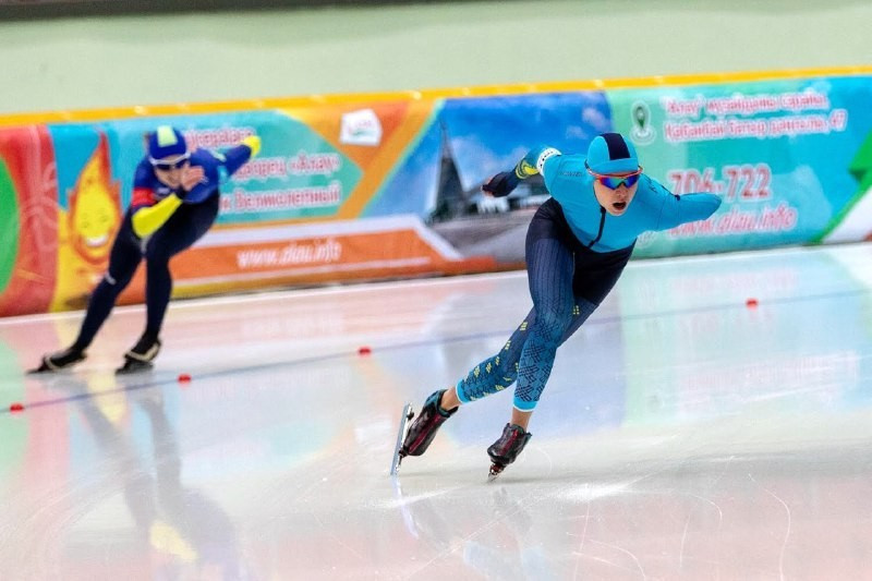 Айдова с рекордом Казахстана выиграла международный турнир по конькобежному спорту в Калгари 