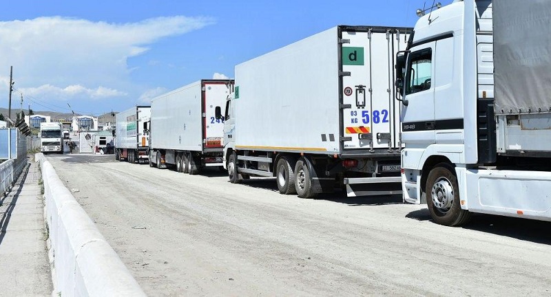 Казахстанско-китайская граница: количество принимаемого транспорта увеличено с 20 до 100 единиц в день  