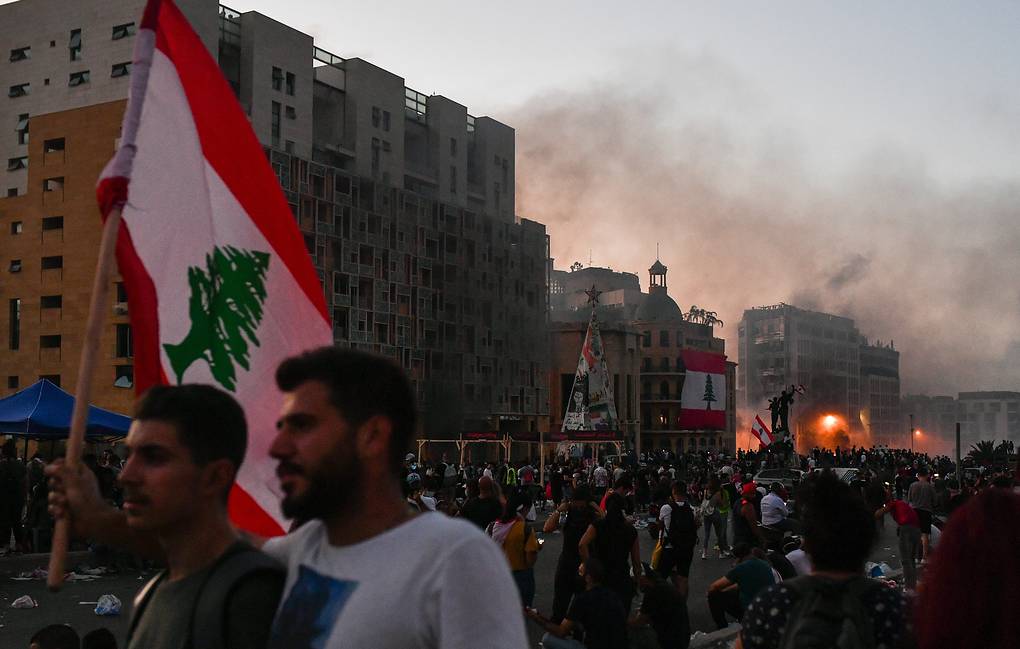 В центре Бейрута произошли столкновения между протестующими и силовиками