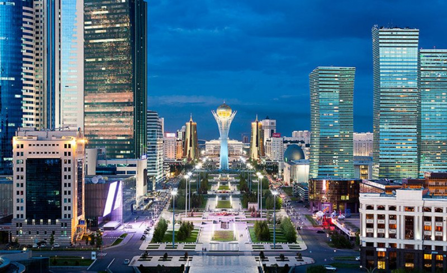 Мемлекет басшысы Астананы Нұр-Сұлтан деп қайта атау туралы заңға қол қойды