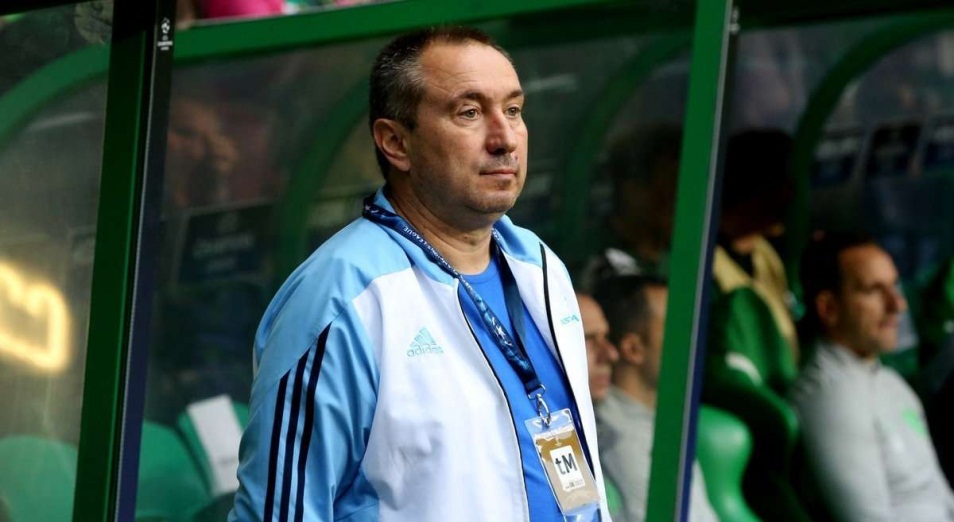 Станимир Стойлов уповает на дисциплину в матче с Азербайджаном