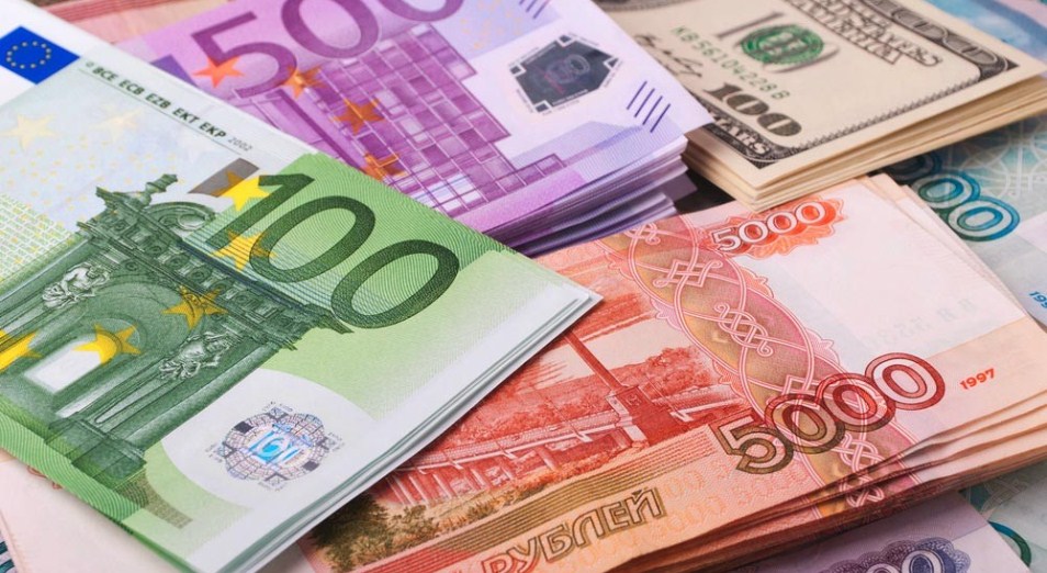 Почем валюта в обменниках Казахстана 31 июля