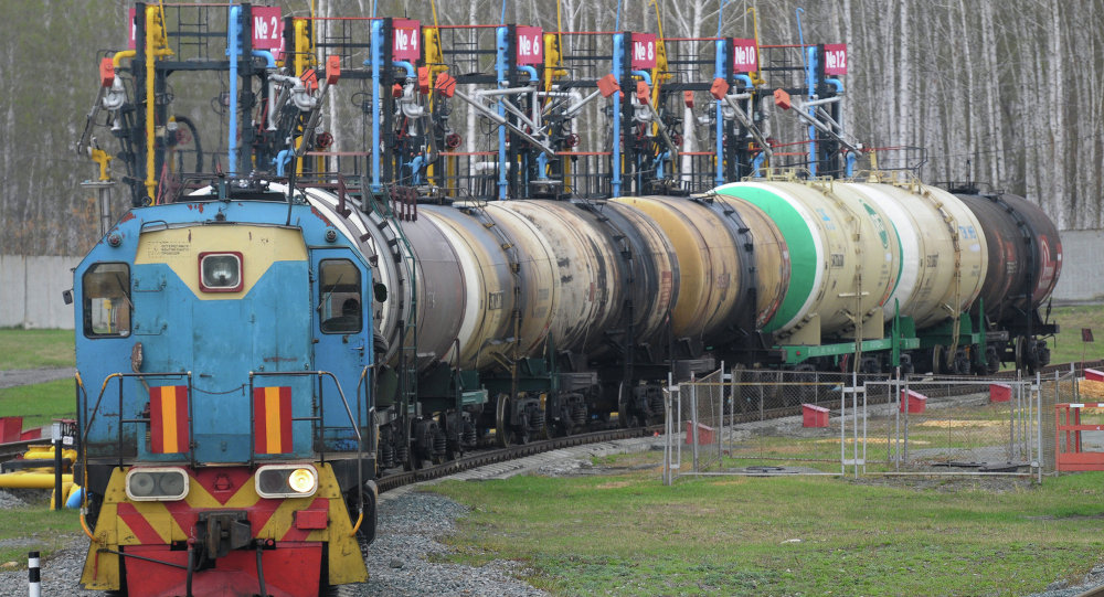 В Казахстане в январе-ноябре производство бензина выросло почти на 30%