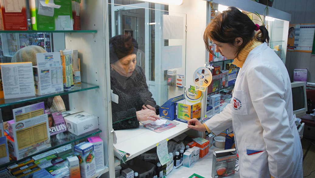 В Казахстане запретят свободную продажу в аптеках не всех лекарств, а лишь рецептурных – глава Минздрава