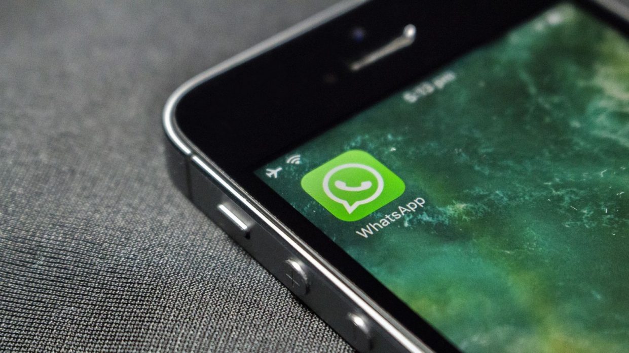 Почему опасно использовать WhatsApp – Павел Дуров