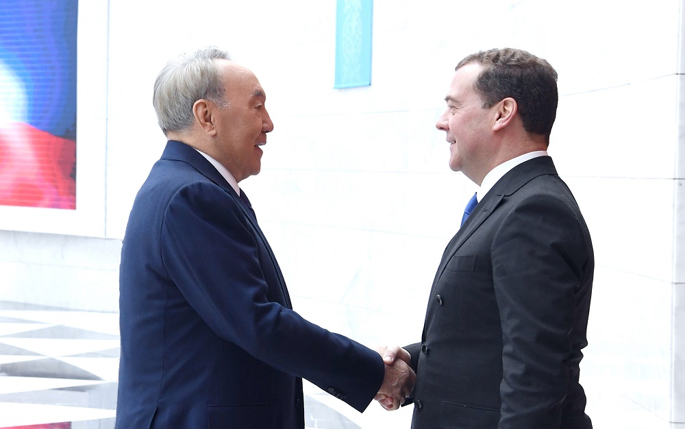 Қазақстанның Тұңғыш Президенті Дмитрий Медведевпен кездесті 