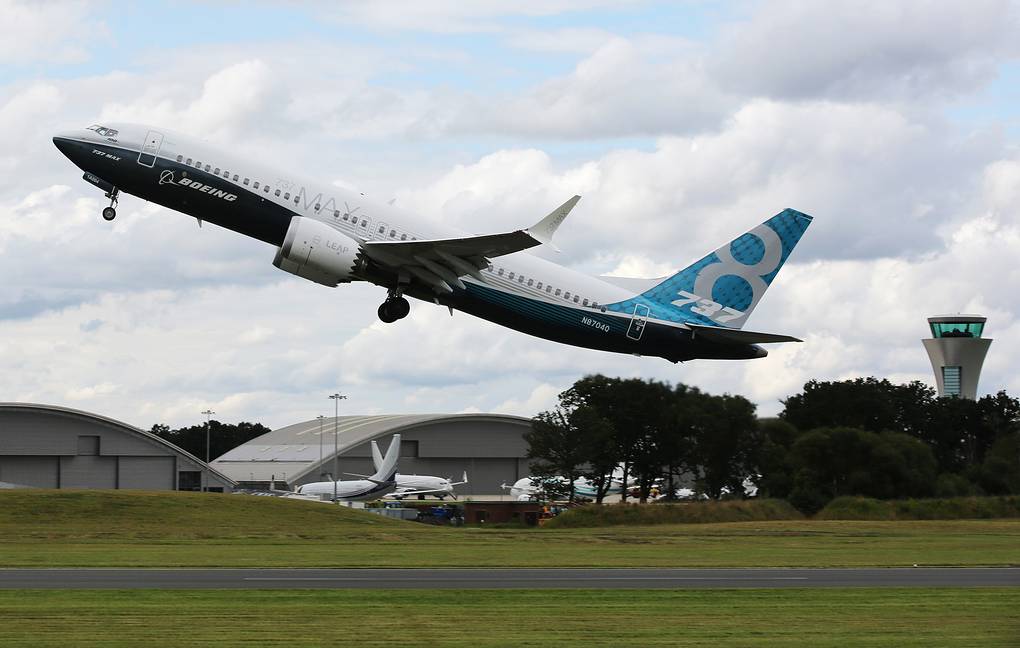 Более 400 пилотов подали иск против Boeing