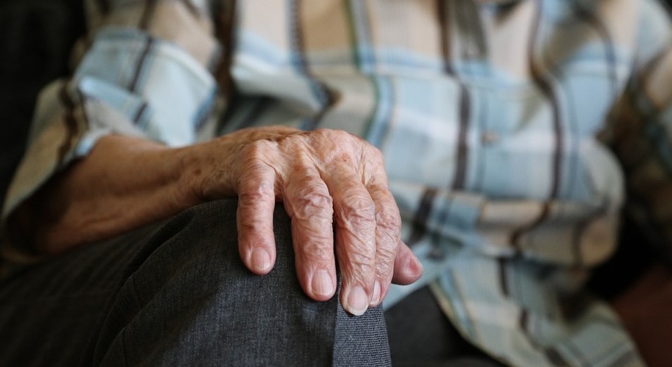 В Алматы от коронавируса исцелился 95-летний пациент 