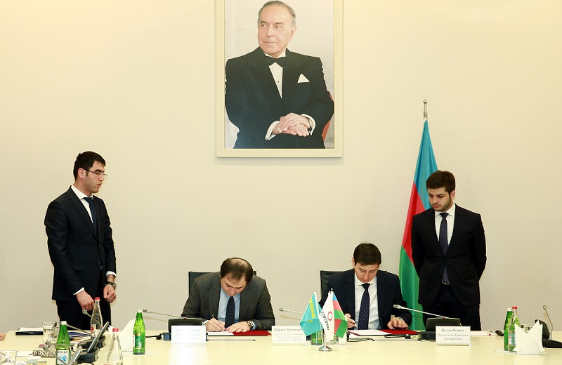 Компании РК договорились о поставке товаров на рынок Азербайджана 