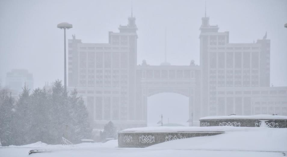 Снегопады на севере, востоке и в центре Казахстана сменятся морозами    