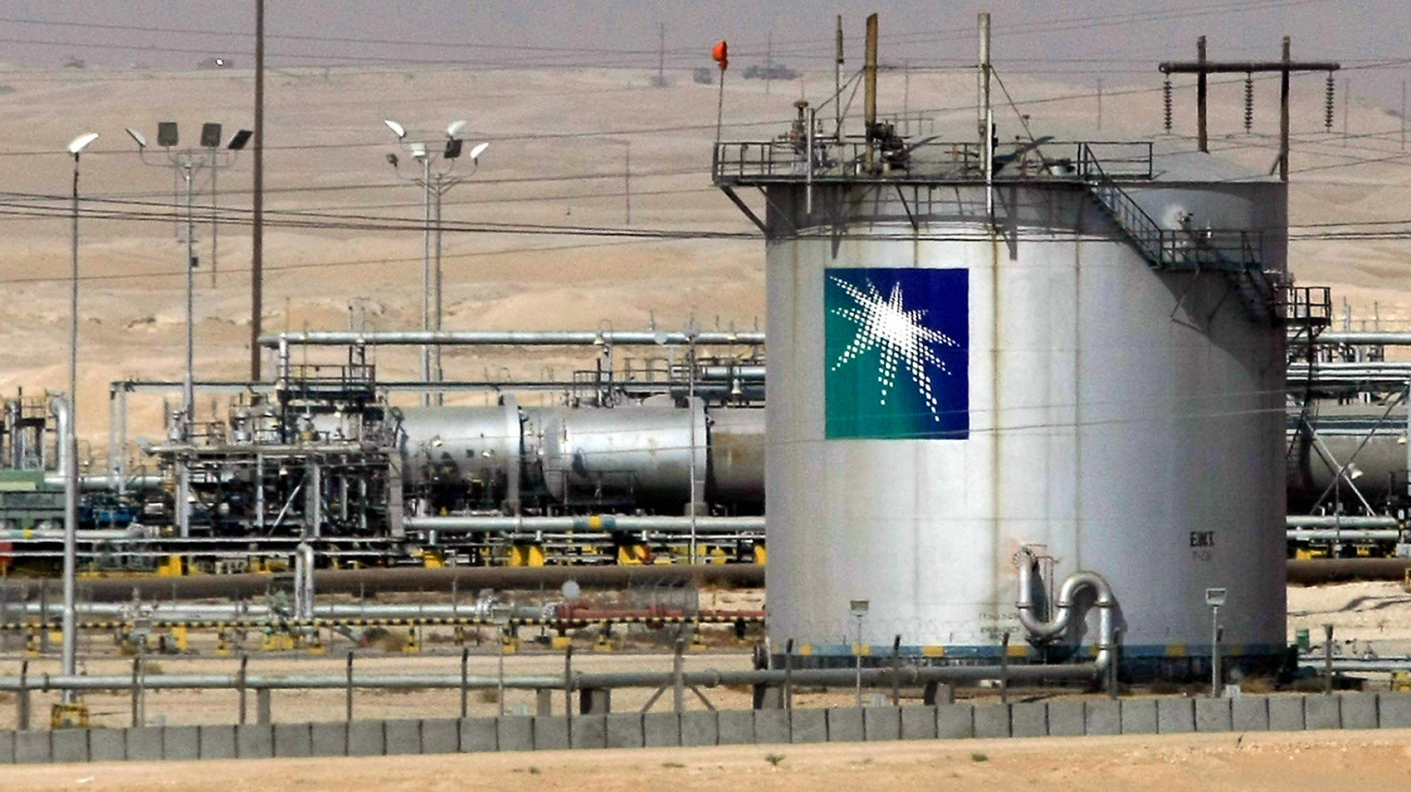Саудовская Аравия в ноябре повысит цены на нефть для Азии и Средиземноморья