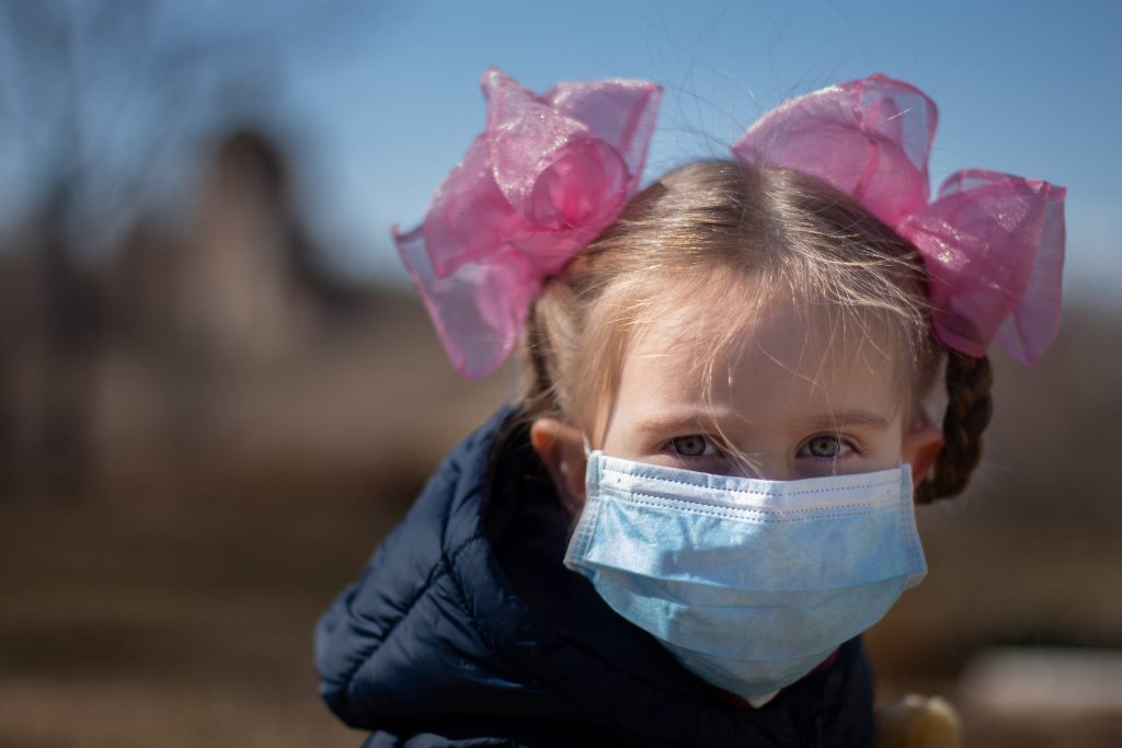 В Алматы 26 школьников заболели коронавирусом 