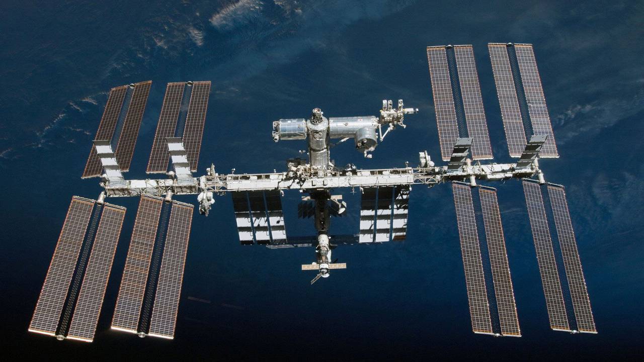 МКС спустили ближе к Земле перед прибытием космического грузовика "Прогресс"