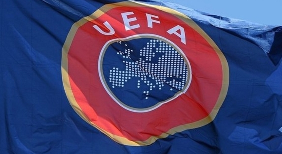 УЕФА отложил еврокубки на август