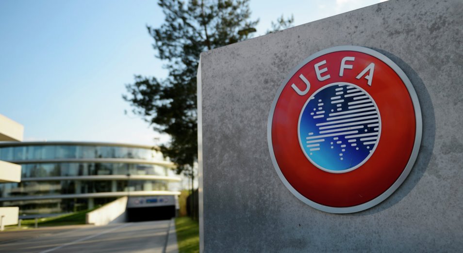 УЕФА приостановил лицензирование клубов на еврокубки нового сезона