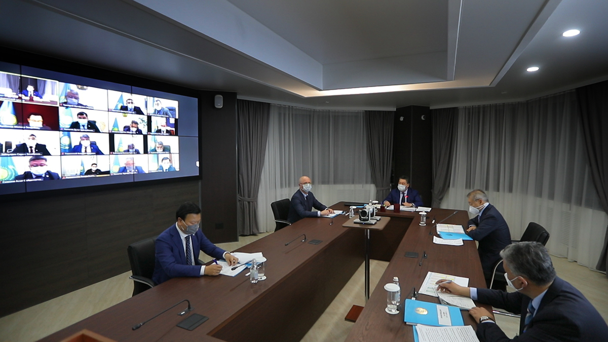 Премьер поручил стабилизировать ситуацию с COVID-19 в Восточном Казахстане