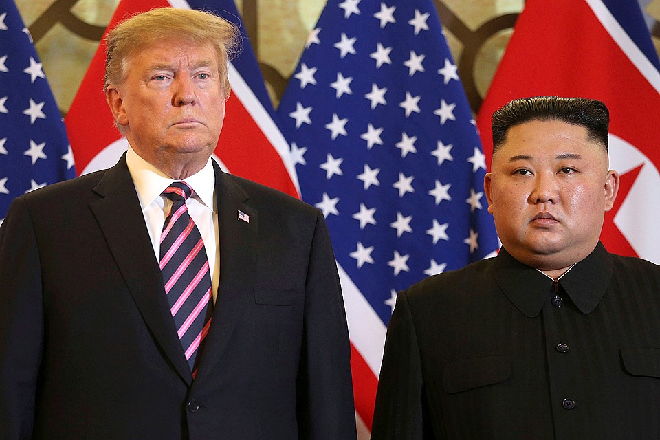 Встреча Трампа с Ким Чен Ыном продлилась около часа