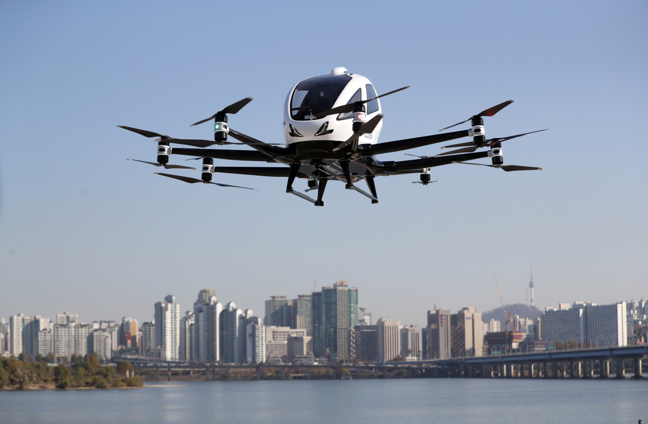 Над Сеулом впервые прошли полеты беспилотных пассажирских такси-дронов