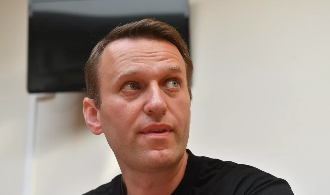 Немецкая клиника выявила отравление Навального ингибитором холинэстеразы