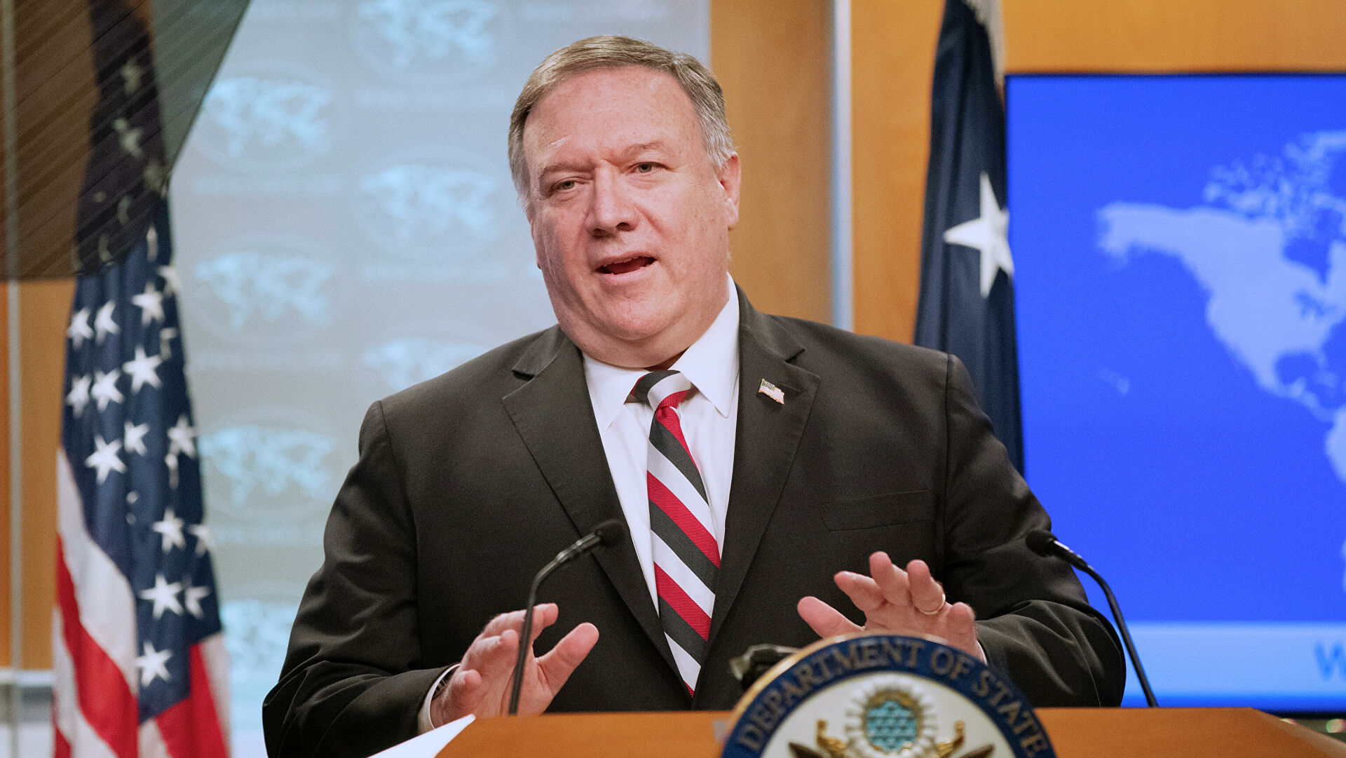 Помпео: США готовы ввести санкции против всех, кто связан с поставками оружия Ирану