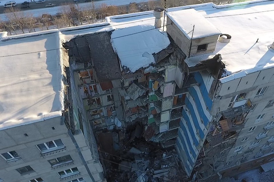 В пострадавший от взрыва дом в Магнитогорске вернут газ