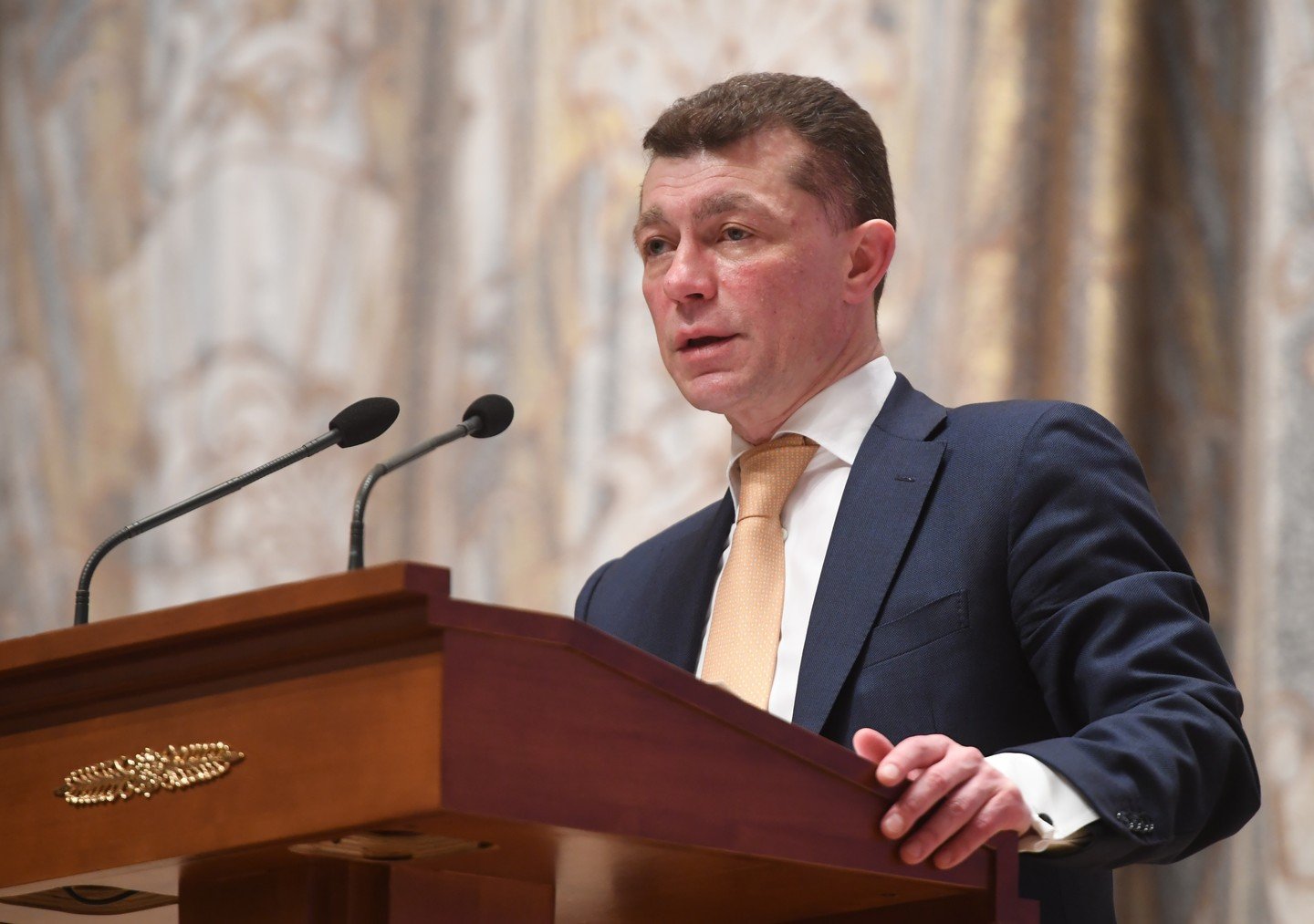 Министр труда и социальной защиты рассказал о «беспрецедентном» росте зарплат в России 
