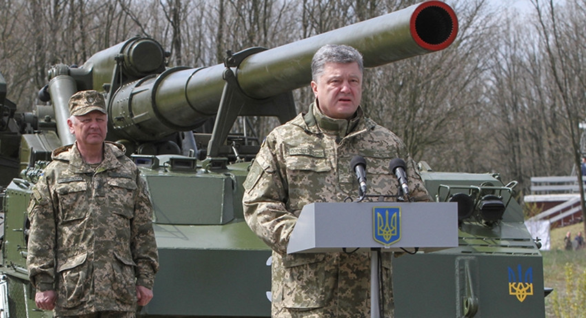 Пётр Порошенко объявил о прекращении военного положения на Украине