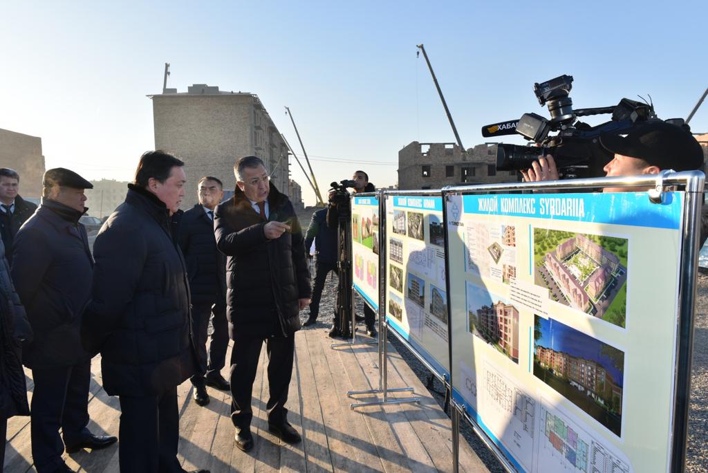 Мамин проверил темпы строительства нового центра Туркестана