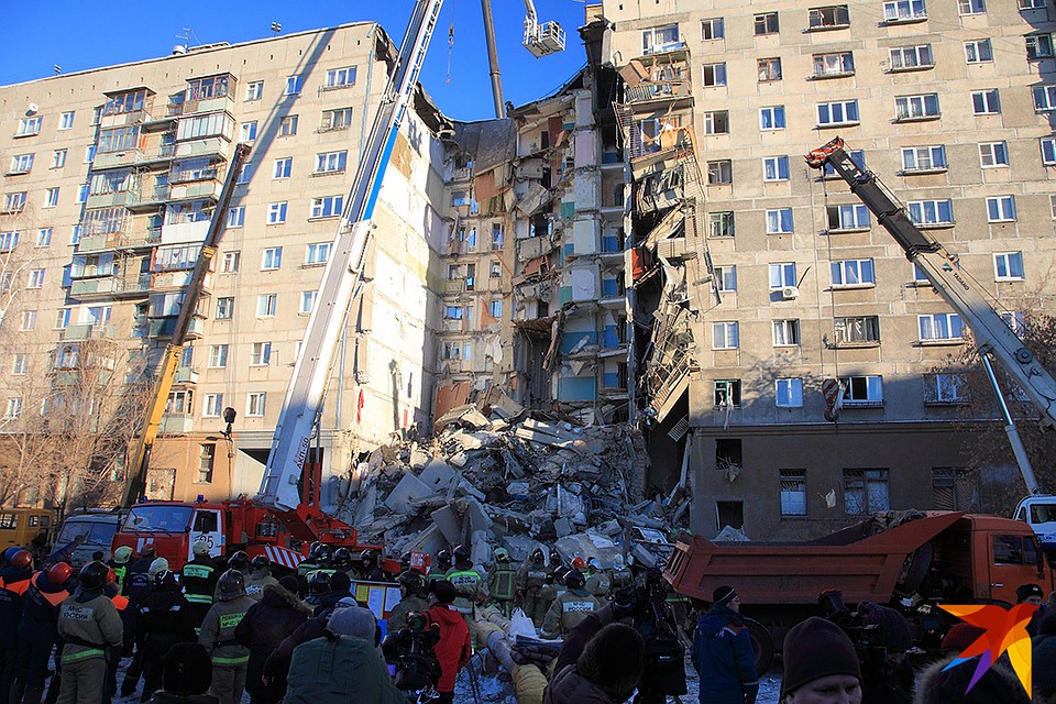 Число погибших при обрушении части дома в Магнитогорске увеличилось до 39