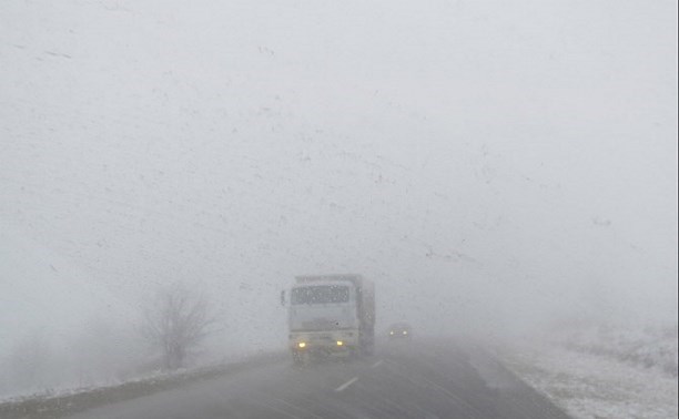 В Алматинской области и ЗКО из-за непогоды ограничено движение на дорогах 