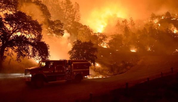 В Калифорнии в результате пожаров погибло 76 человек, число пропавших достигло 1276 человек 