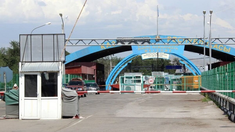 Пункт пропуска "Кордай" на казахстанско-киргизской границе закрывают для транспорта  