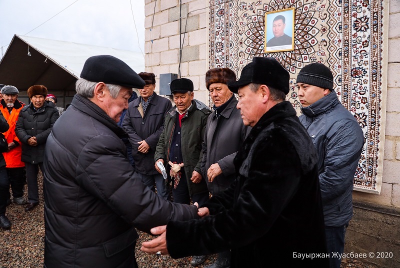 Правительственная комиссия посетила семью погибшего в результате событий в Кордайском районе  
