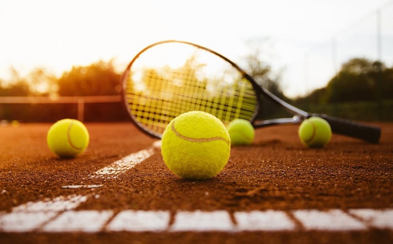 Запущено приложение "правила тенниса"  