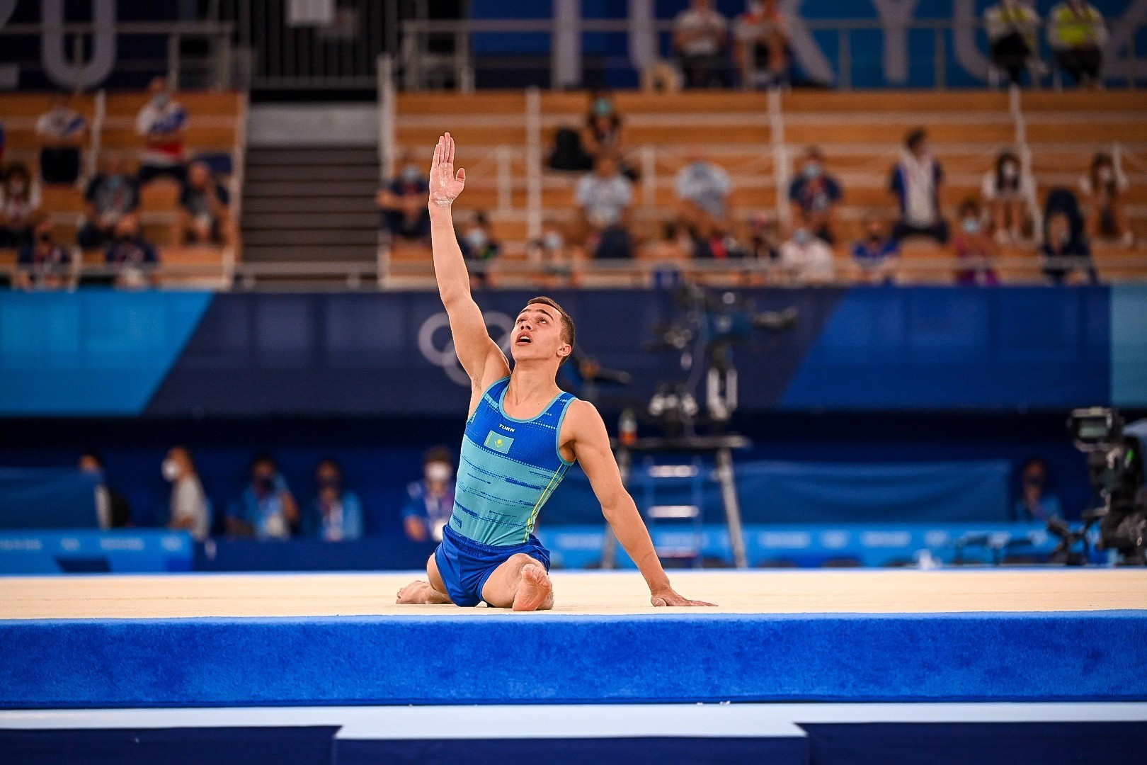 Казахстанские гимнасты мощно стартовали на чемпионате мира по спортивной гимнастике