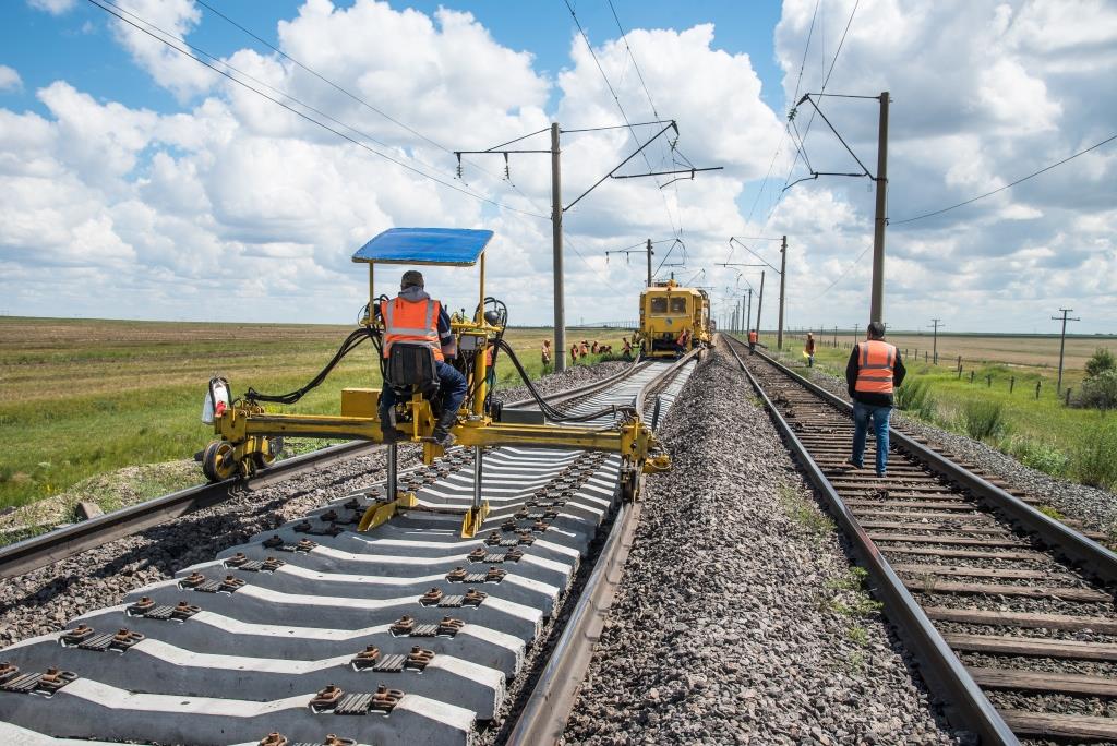 Более 410 километров железнодорожного полотна отремонтировано в 2020 году