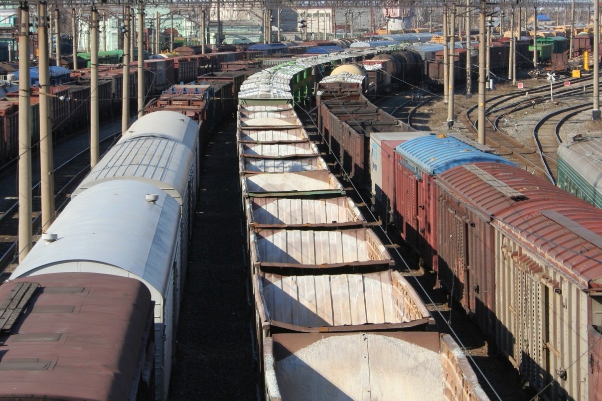 Грузовые перевозки по железной дороге в РК растут  