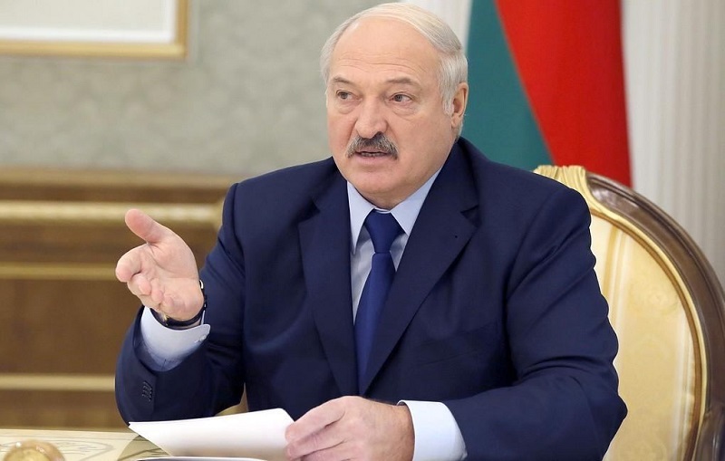 Лукашенко дал совет Макрону  