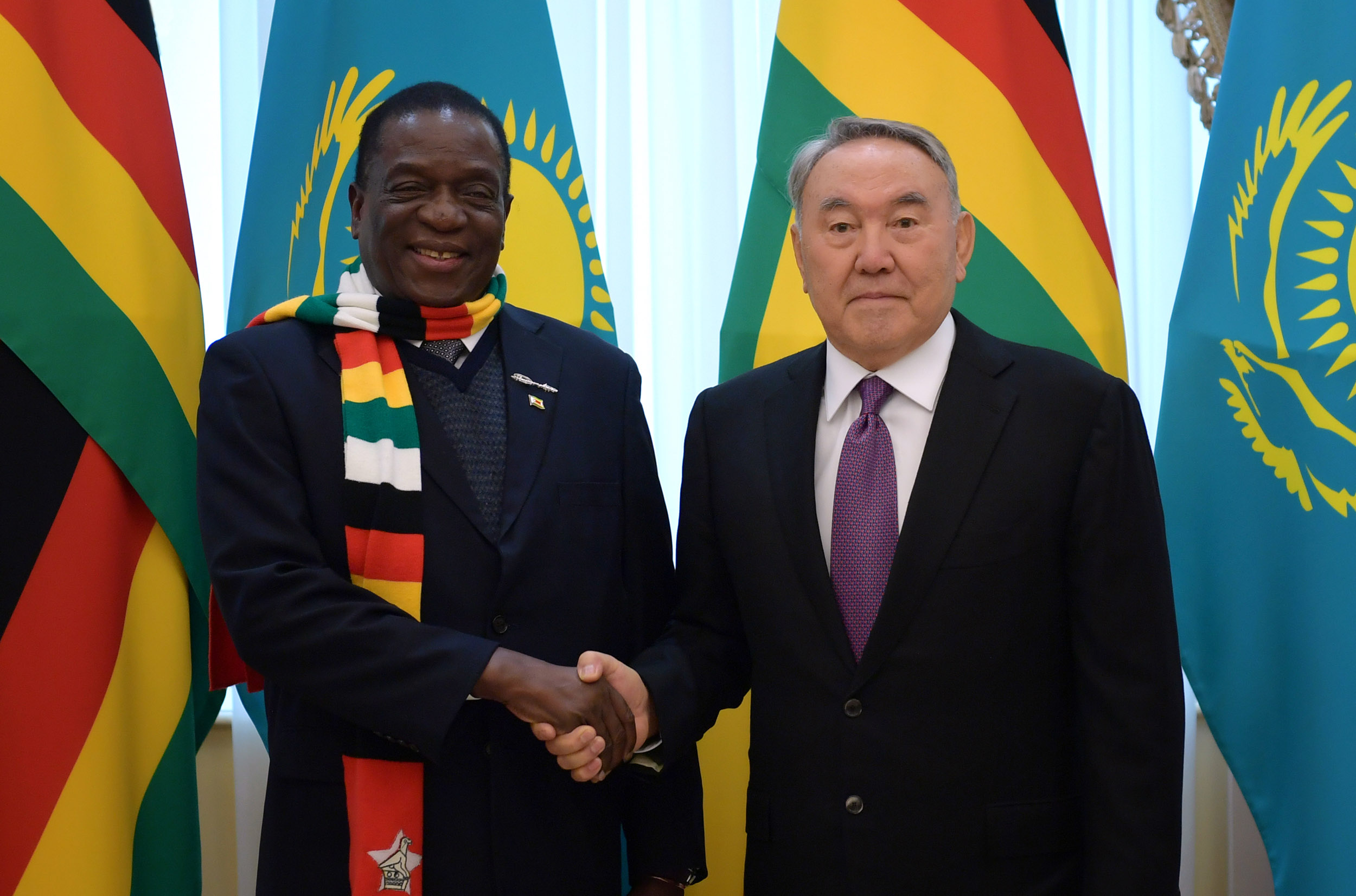 Развитие Казахстана восхитило президента Зимбабве  