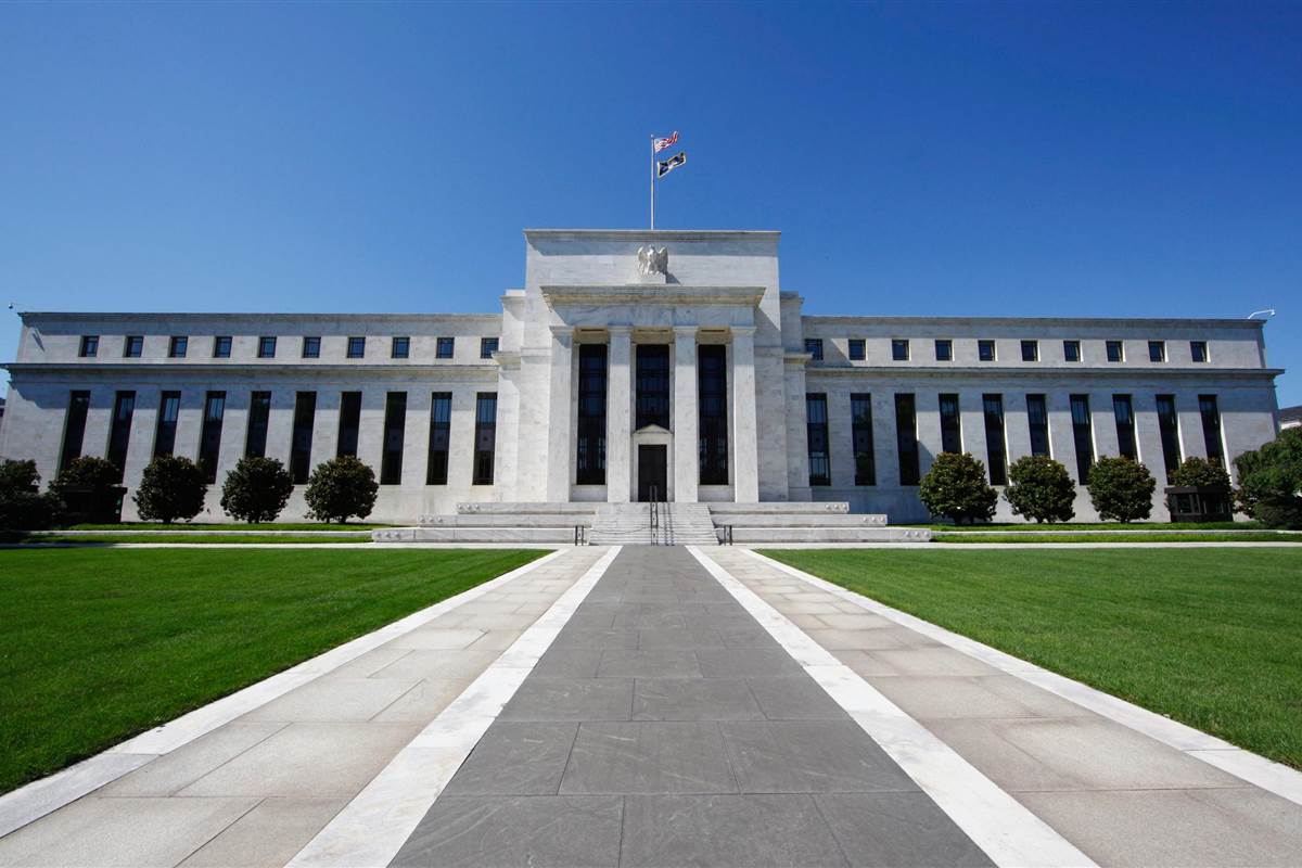 ФРС США сохранила базовую ставку на уровне 0-0,25% годовых  