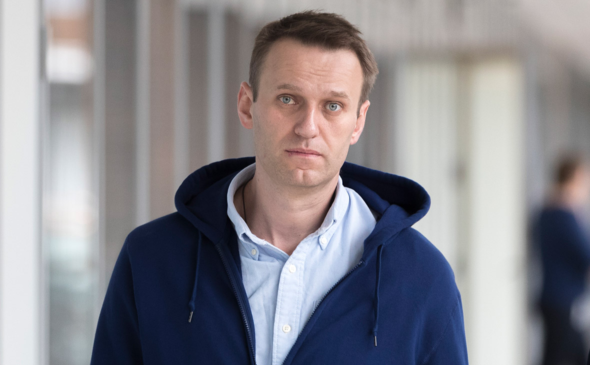 Соратники Навального нашли следы "Новичка" на бутылке с водой в отеле