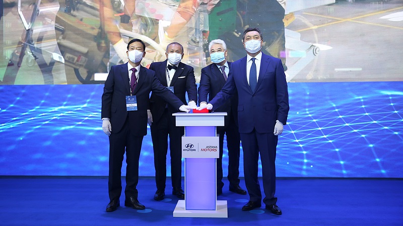 Мамин принял участие в церемонии открытия завода по сборке автомобилей Hyundai  