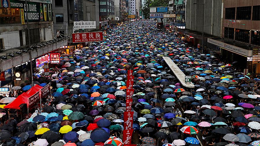 В демонстрации в Гонконге приняли участие 1,7 млн человек   