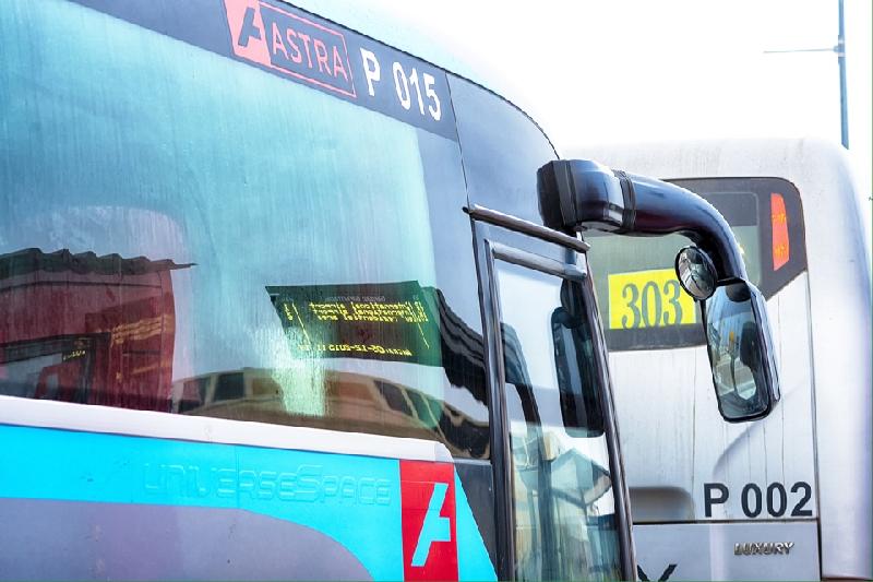 В Астане приостановили движение пригородных автобусов 