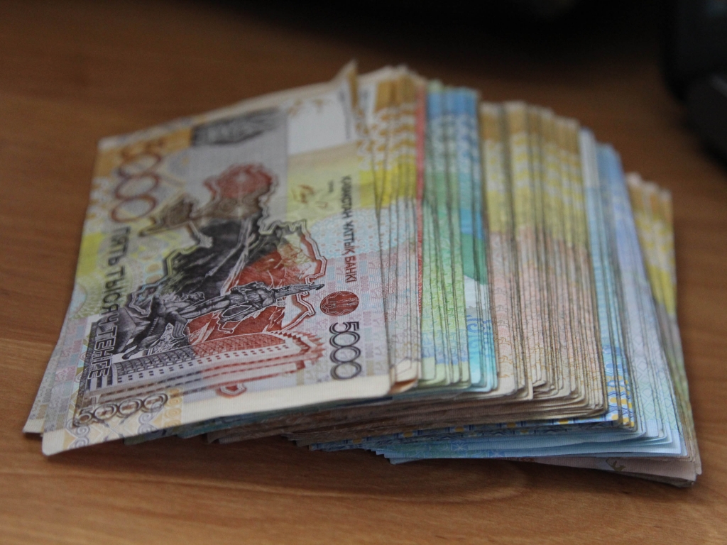 Казахстанским предпринимателям спишут долги на 1,9 млрд тенге   