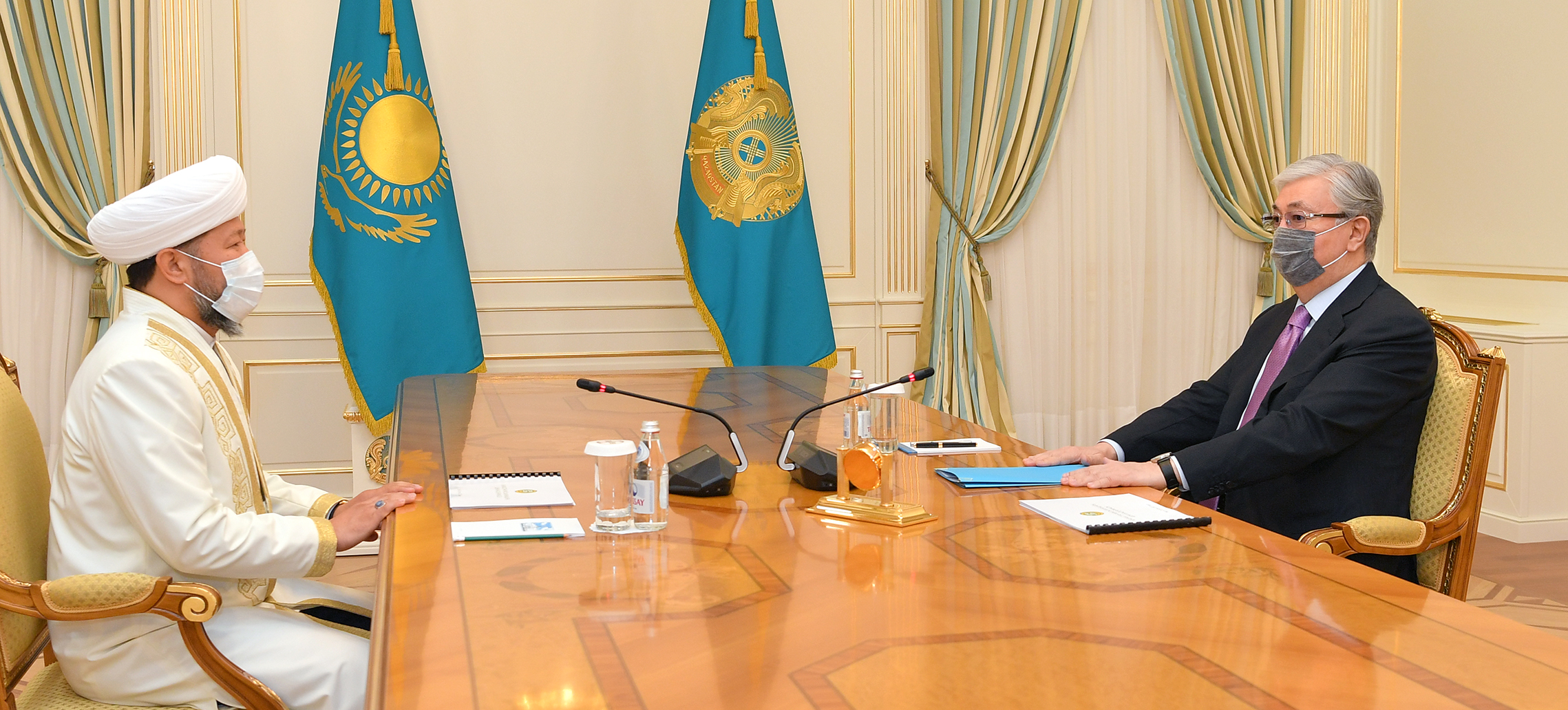 Президент Казахстана призвал верующих с пониманием отнестись к ограничениям из-за COVID-19  