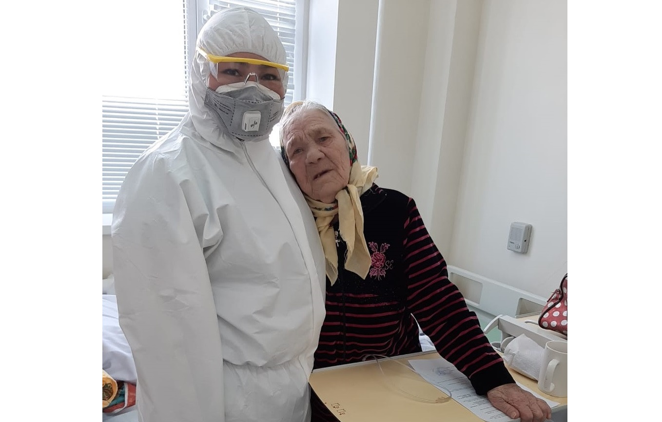 Нұр-Сұлтанда 92 жастағы әже коронавирустан жазылып шықты