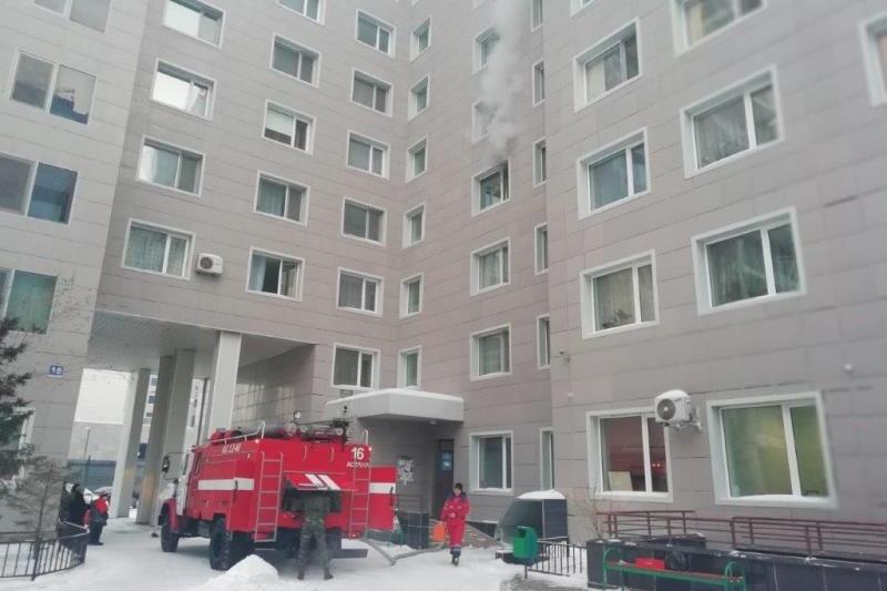 Пожар произошёл в многоэтажке в Астане: спасли 11 человек  